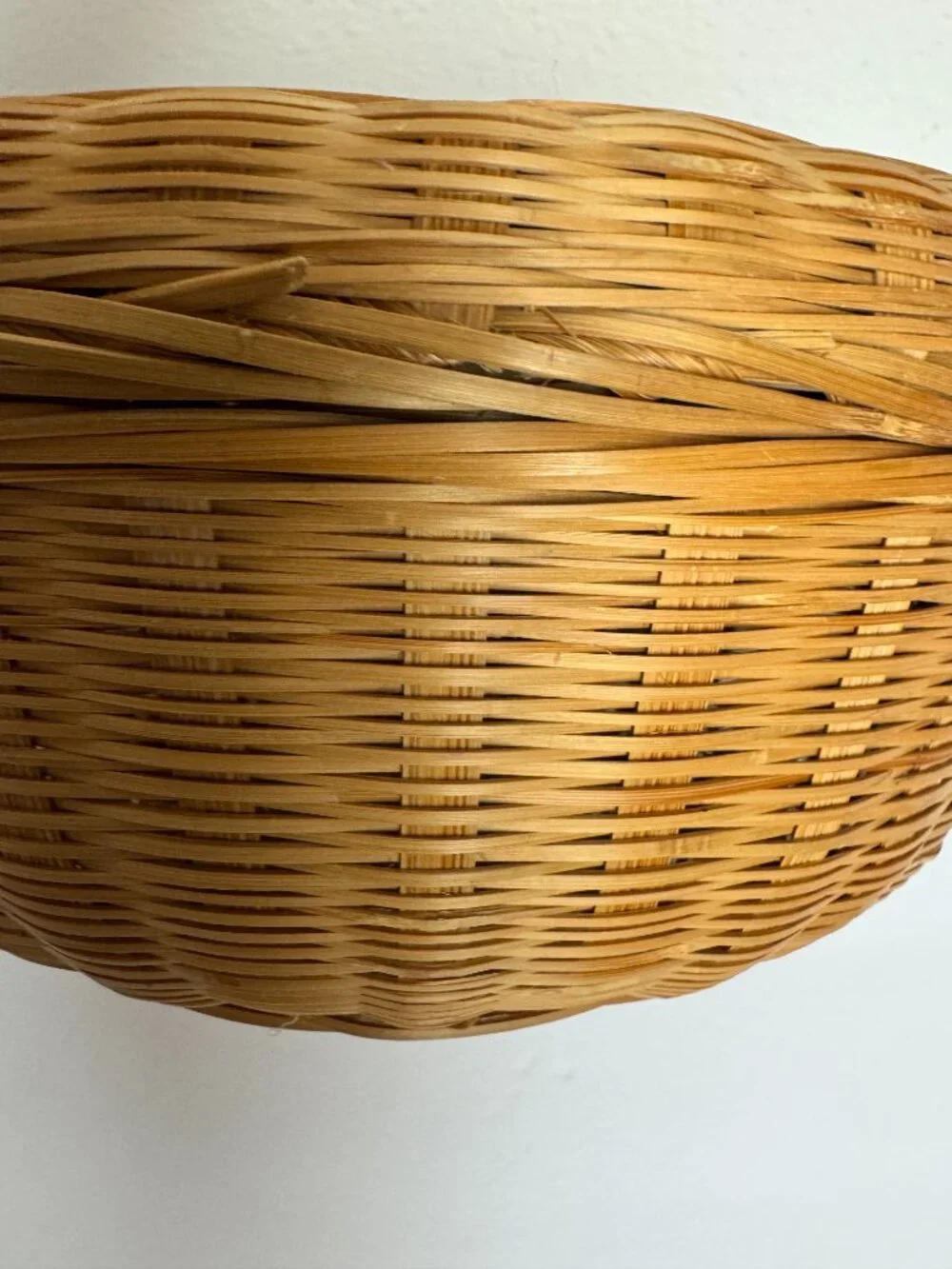 Vintage Woven Sewing Storage Basket, 9-inch, Round